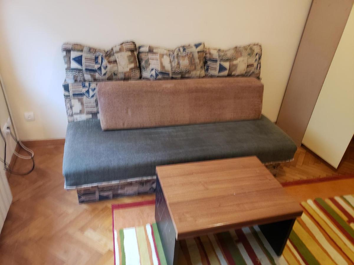 Private Cozy Room 1 With Shared Kitchen In Appartment, Downtown Belgrad Zewnętrze zdjęcie